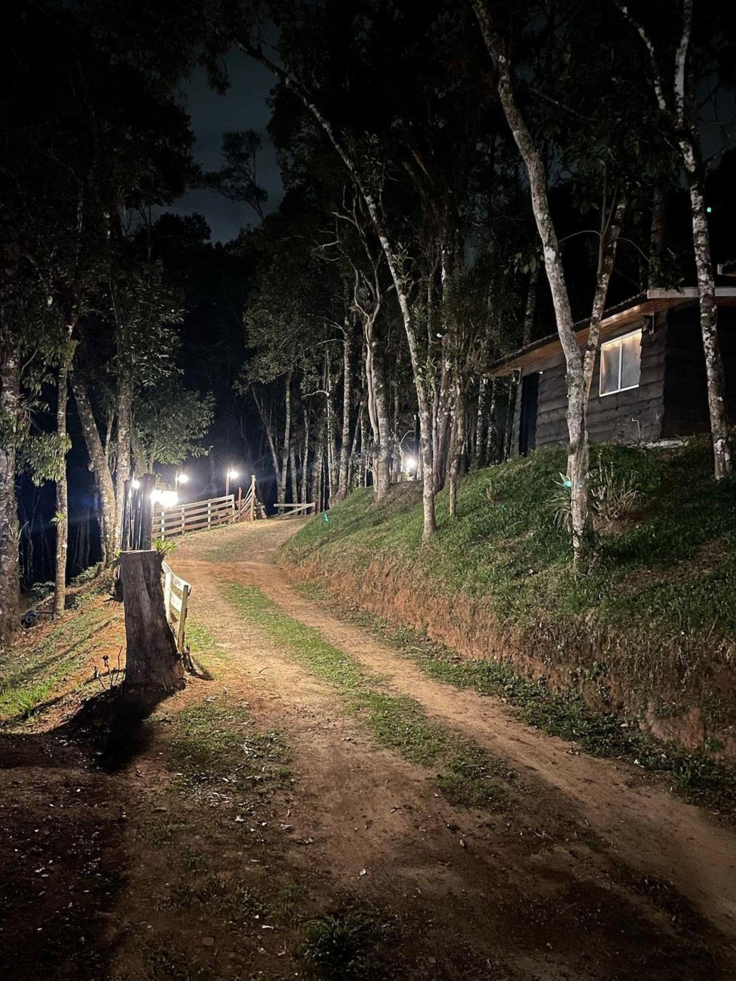 La Catedral - Hospedagem Campos Do Jordao Bagian luar foto